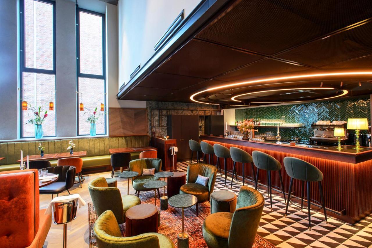 Das James Flensburg Dış mekan fotoğraf The bar at the 2019 edition of the London Design Festival